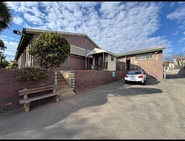 3,650M² WAREHOUSE FOR SALE IN LONGDALE